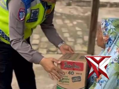 Indahnya Kebersamaan dan Saling Berbagi - PoliceTube