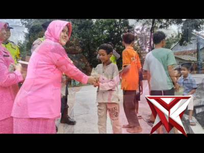 Polri berbagi takjil dibulan suci Ramadhan 1447 H