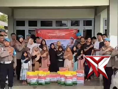 Jumat Berkah bersama Kadiv Propam Polri di Wilkum Polda Kalimantan Barat