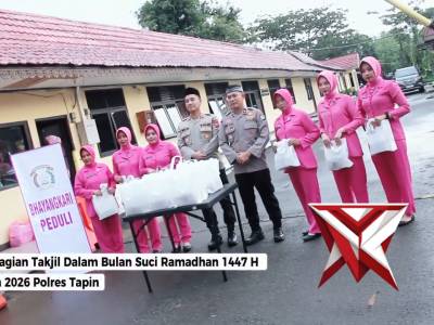 Wujud Kepudilian di Bulan Ramadhan, Polres Tapin Laksanakan Pembagian Takjil.