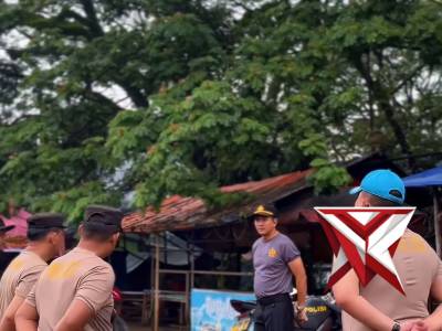 Polsek Bayung Lencir Kurve Bersama di Lingkungan Keramaian Masyarakat