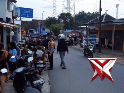 Pengamanan pasar  takjil d sebelah pasar desa ngebruk
