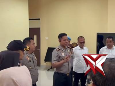 Pelaksanaan tes urine kapolsek jajaran