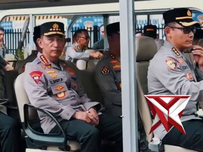 Kapolri Kunjungi SPPG Paakri Polda Sumsel, Relawan Terima Tali Asih

PALEMBANG &mdash; Kapolri Jenderal Po