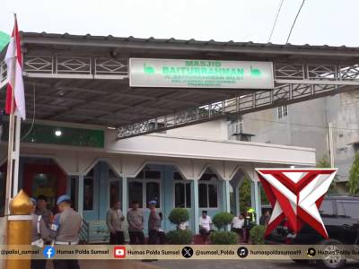 Safari Ramadhan, Wakapolda Sumsel Pererat Silaturahmi dan Salurkan Bansos di Kota Prabumulih