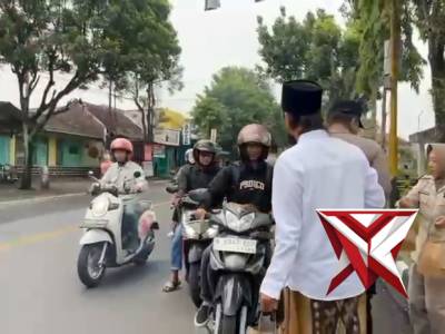 Pembagian Takjil Polsek Kepanjen