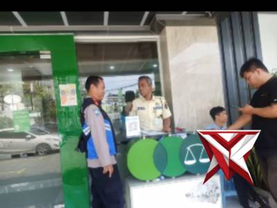 Giat sambang - PoliceTube
